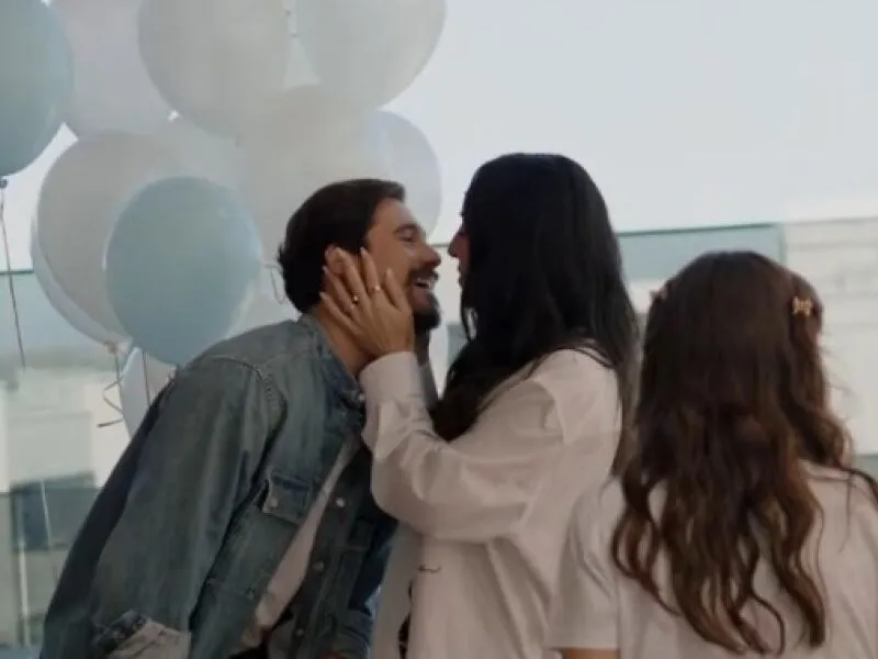 Sabrina Sato e Nicolas Prattes revelam o sexo do bebê que esperam