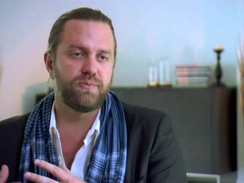 Diretor americano é condenado à prisão por fraude contra Netflix