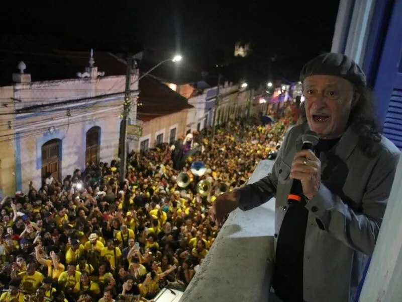 Alceu Valença comemora 80 anos ao lado da Pitombeira dos Quatro Cantos