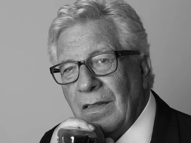 Morre cantor e compositor Peppino Di Capri, do sucesso ‘Champagne’, aos 86 anos