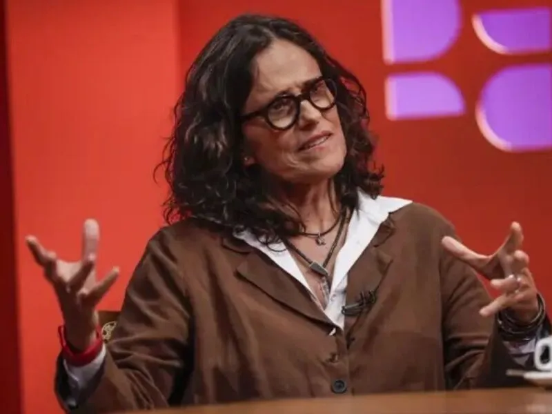Zélia Duncan revela que câncer de tireoide quase a deixou sem voz: “Pior que morrer”
