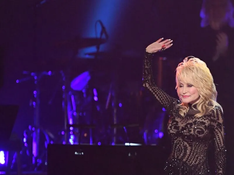 Morre aos 80 anos Dolly Parton, lenda da música country americana