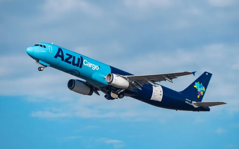 Azul inicia voo semanal cargueiro para o Peru