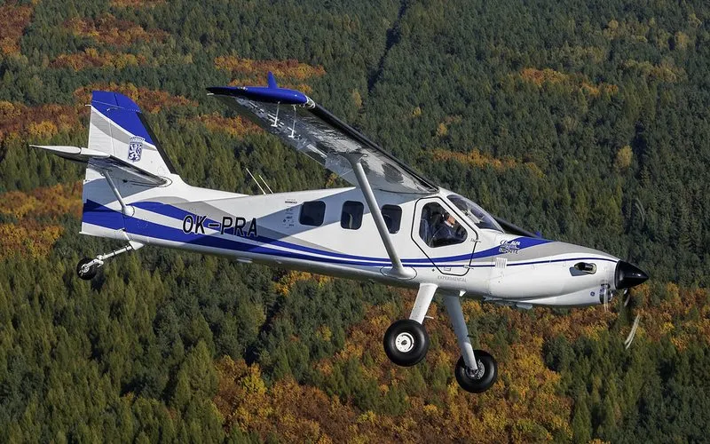 Como um fabricante de hipercarros voltou à aviação