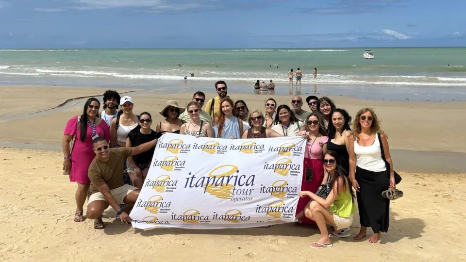 Connect 4 You leva agentes de viagens a city tour por Trancoso