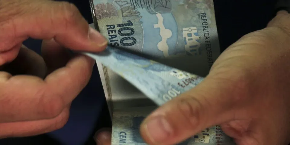 Desenrola Adimplentes começa a operar nesta terça-feira