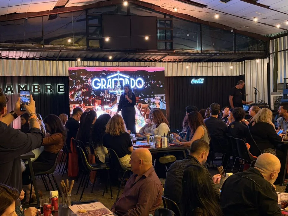 Gramado promove destino e reúne mais de 75 profissionais do turismo em Belo Horizonte
