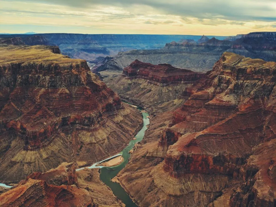 Grand Canyon tem enchente repentina e mobiliza resgate de turistas