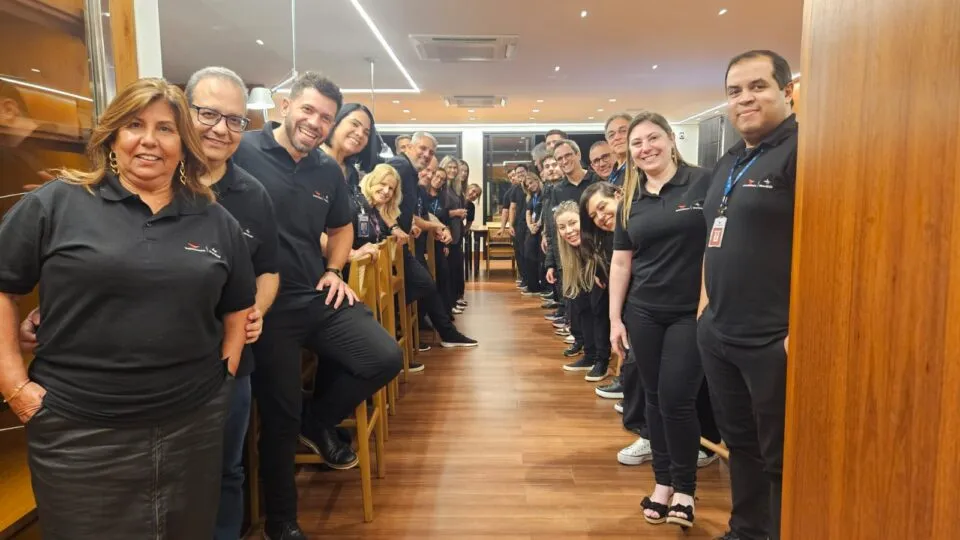 Happy hour encerra 3ª edição do Agente com A Gente com profissionais de SP e RJ