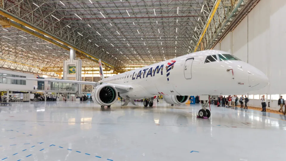 Millennials e Geração Z elegem Latam como companhia aérea favorita na América Central e do Sul