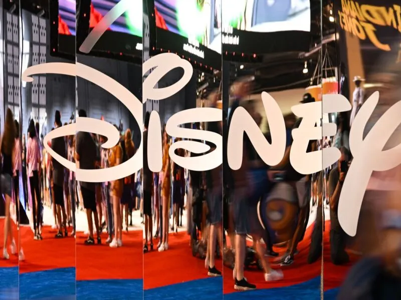 Disney e TikTok fecham acordo para uso de personagens e cenas clássicas em vídeos curtos