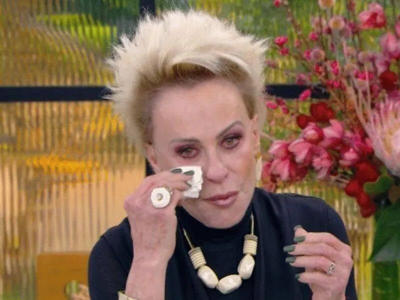 Ana Maria Braga chora ao comentar morte de amigo em acidente de moto: “Quase 20 anos na minha vida”