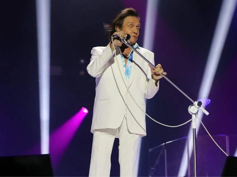 Roberto Carlos tem show cancelado faltando 1h30 para início no Rio de Janeiro
