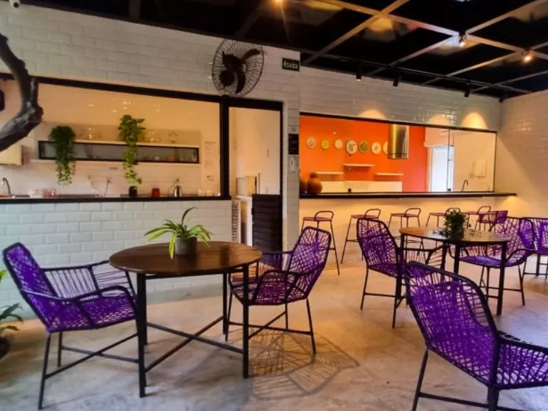 Terraço Christal: espaço reúne arte e natureza e é opção para encontros e eventos intimistas
