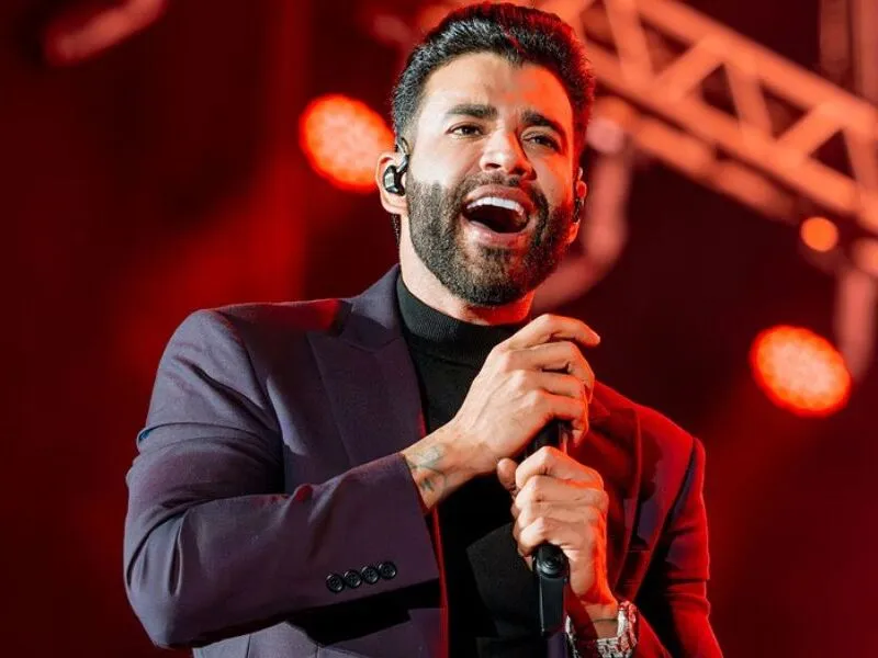 Justiça manda Gusttavo Lima pagar R$ 149 mil a pernambucano por citar número de celular em música
