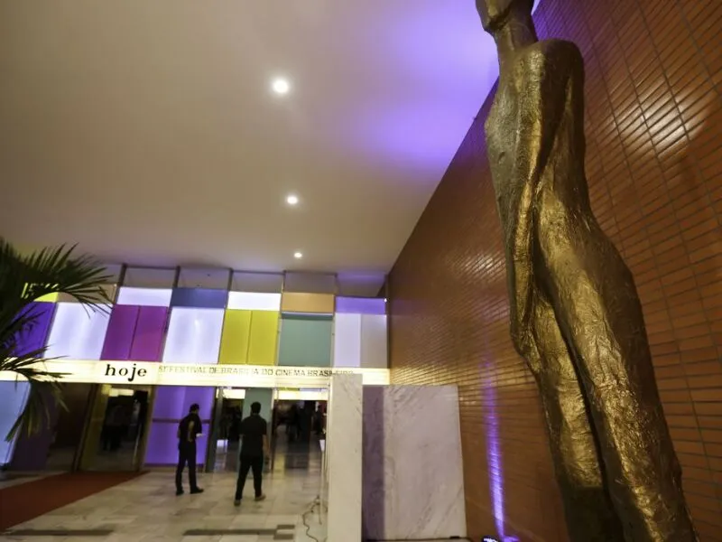 GDF cancela festival de cinema de Brasília; classe artística repudia