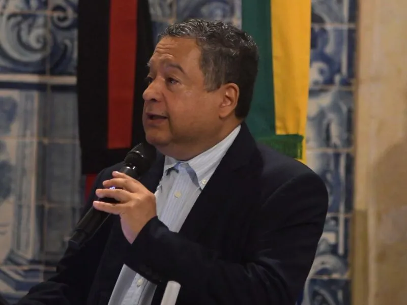 Mário Hélio toma posse na Academia Paraibana de Letras