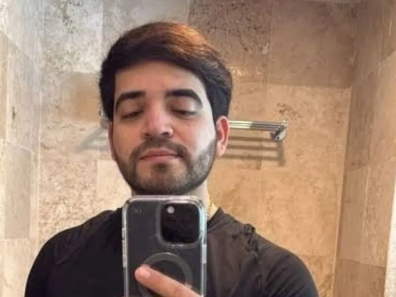 Influenciador mexicano é morto a tiros em transmissão ao vivo
