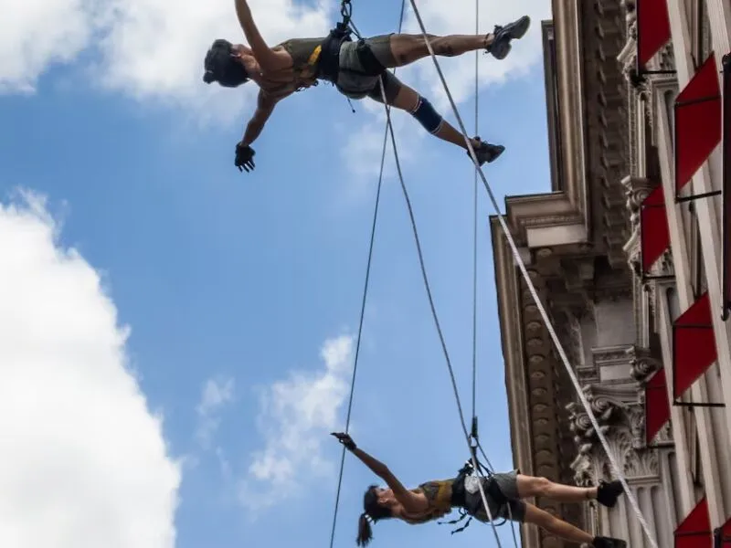 SP: prédio da Prefeitura vira palco vertical em festival gratuito que ocupa espaços inusitados