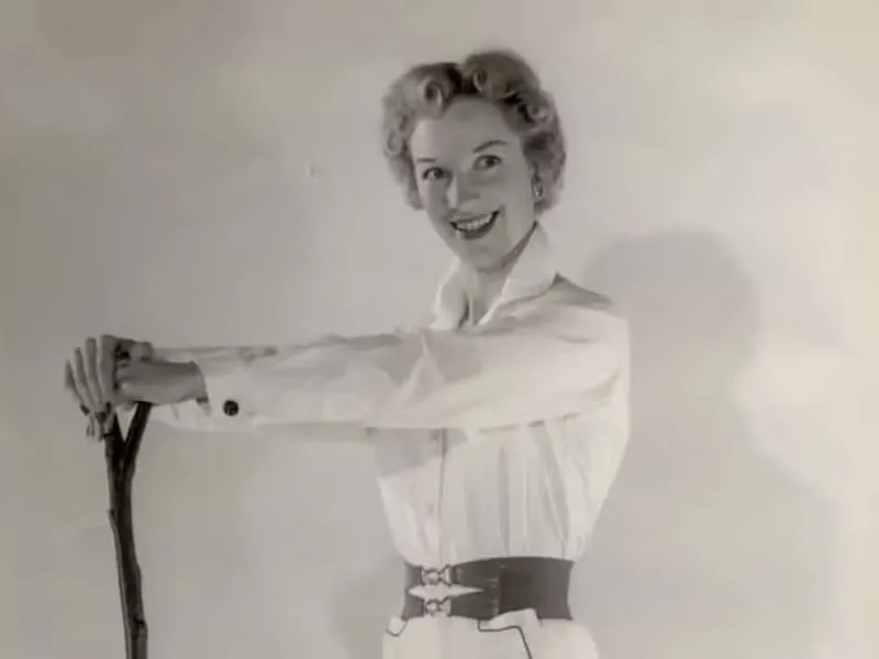 Morre aos 99 anos artista considerada dona da carreira mais longa da história da TV britânica