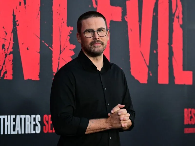 Em ‘Resident Evil’, Zach Cregger leva o espírito dos videogames ao cinema