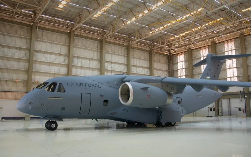 Embraer entrega primeiro C-390 Millennium ao Uzbequistão