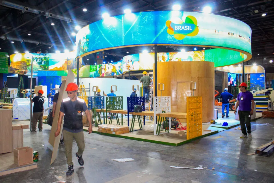 FIT Buenos Aires começa neste sábado (26); veja fotos dos preparativos finais