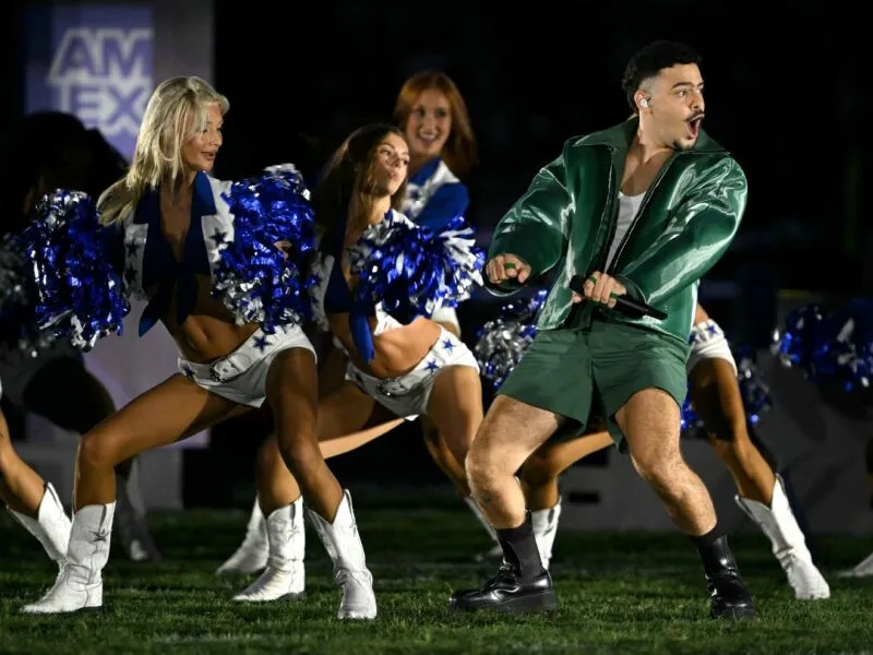 Valeu a “bagunça” no show do intervalo da NFL no Maracanã