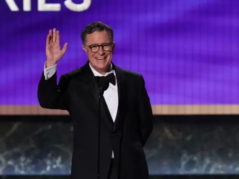 Cancelado após críticas a Trump, Stephen Colbert defende liberdade de expressão
