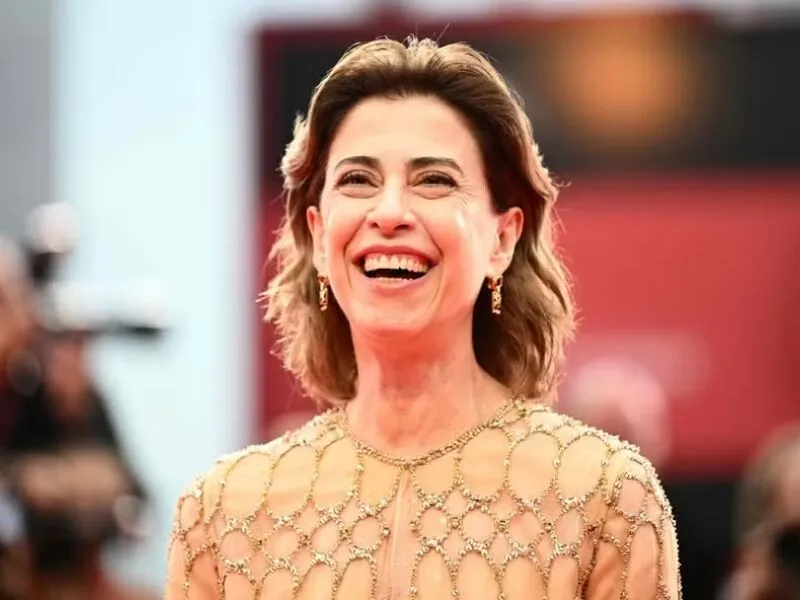 Fernanda Torres celebra aniversário e faz reflexão nas redes: ”61 e avante”