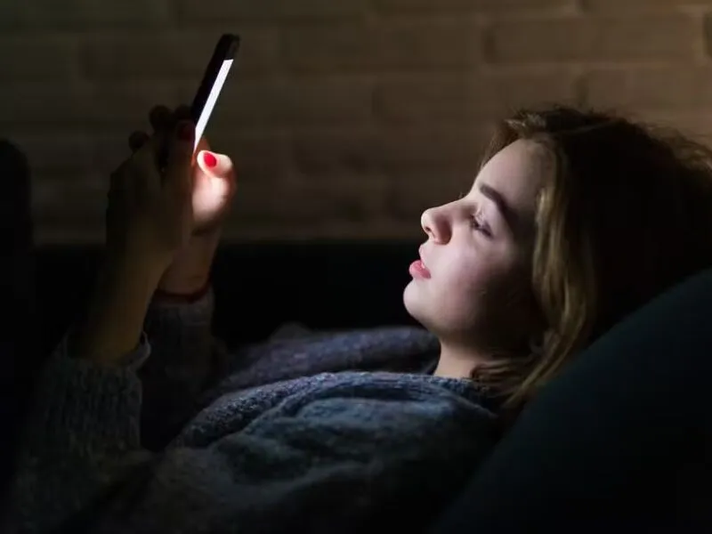 Pesquisa mostra que celular impulsiona a leitura digital no Brasil