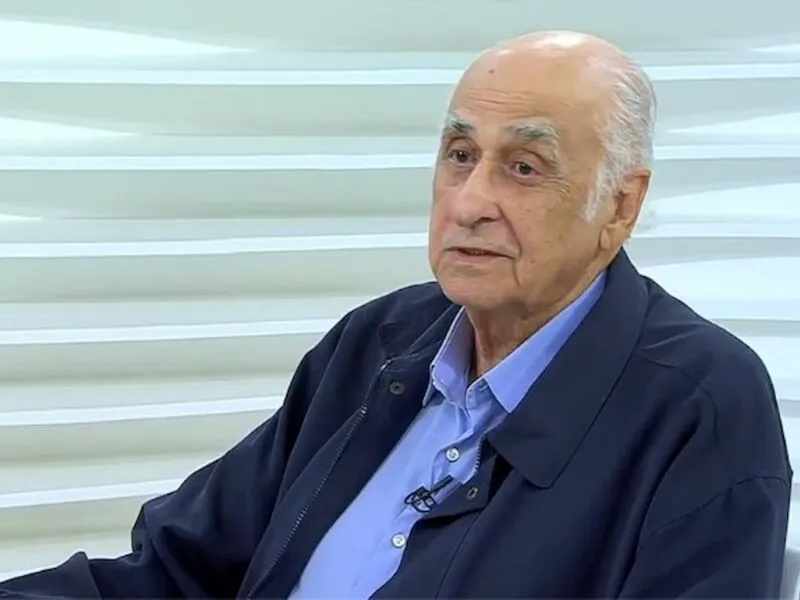 Velório de Zuenir Ventura na ABL reúne jornalistas, artistas e políticos em clima de emoção e luto