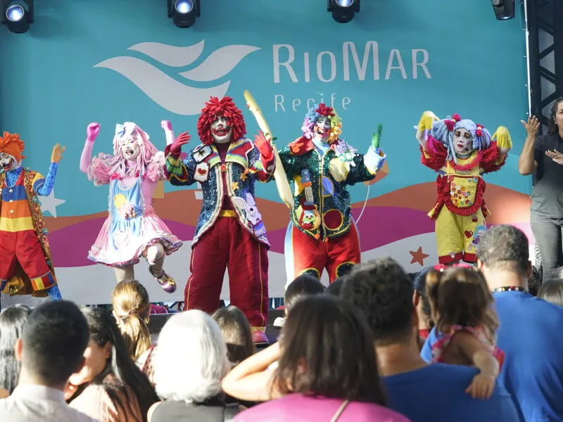 Circo da Trup movimenta o Dia das Crianças no RioMar Recife
