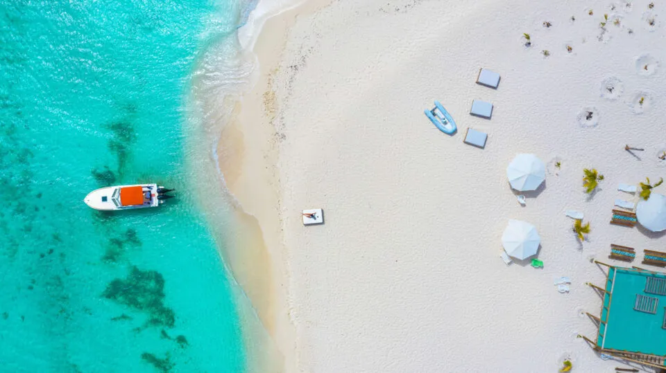 Conheça Anguilla e tudo que o destino caribenho oferece aos viajantes