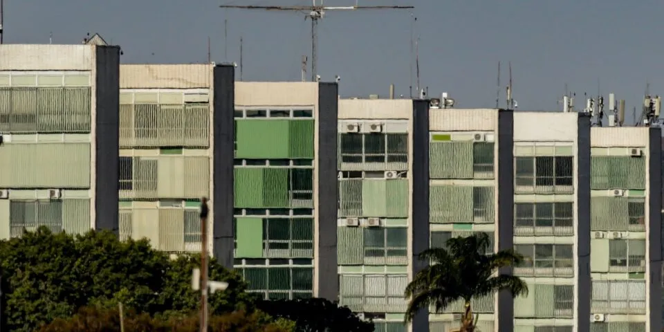 Contas do governo têm superávit de R$ 4,8 bilhões em setembro