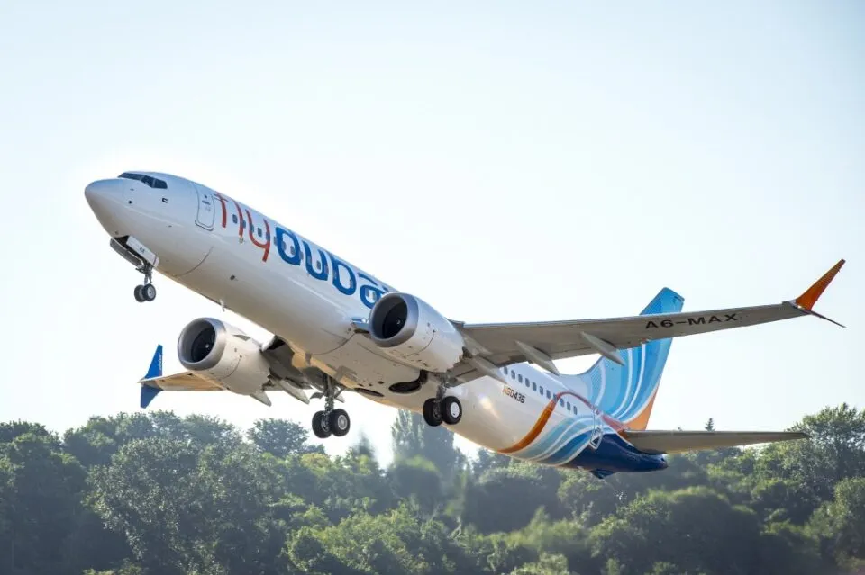 Copiloto da FlyDubai planejava atingir aeroporto ou prédio em Tel Aviv, dizem relatos