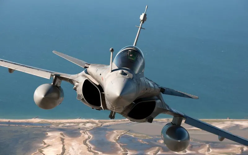 França prepara pilotos ucranianos para operar o Rafale