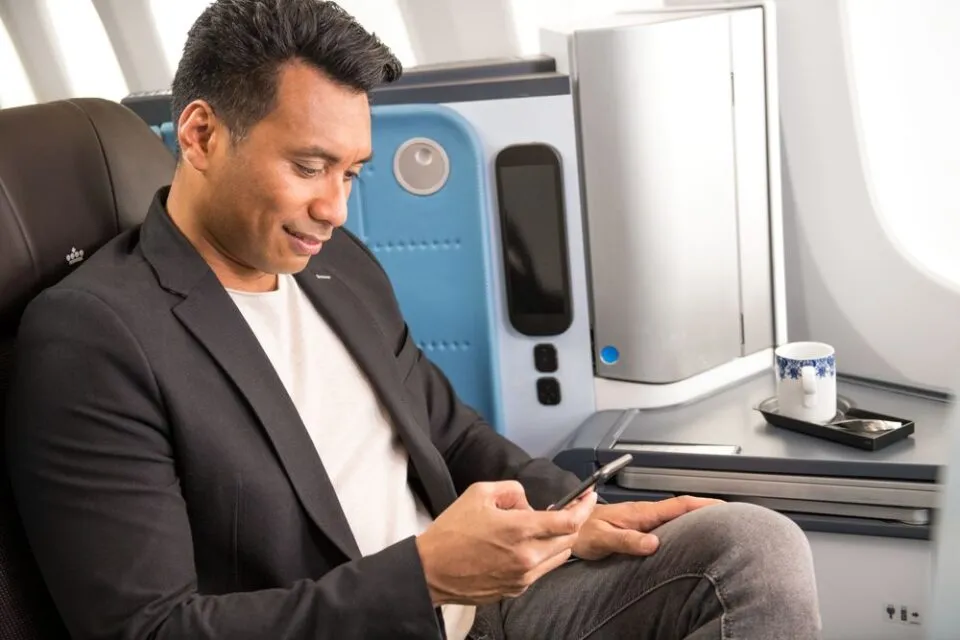 KLM anuncia Wi-Fi gratuito de alta velocidade em voos intercontinentais a partir de 2027