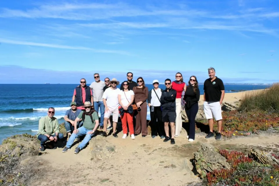 Pós-tour da Convenção Braztoa 2026 percorre Porto Covo e inicia programação no Algarve; veja fotos
