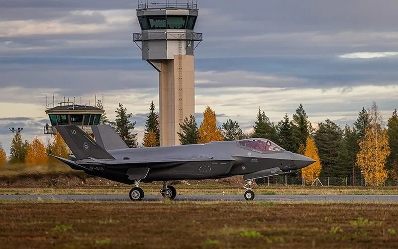 Primeiros caças F-35A chegam à Finlândia para operação permanente