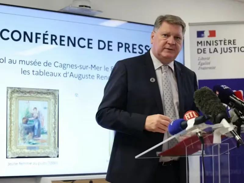 Um dos dois quadros de Renoir encontrados após roubo na França apresenta rasgo