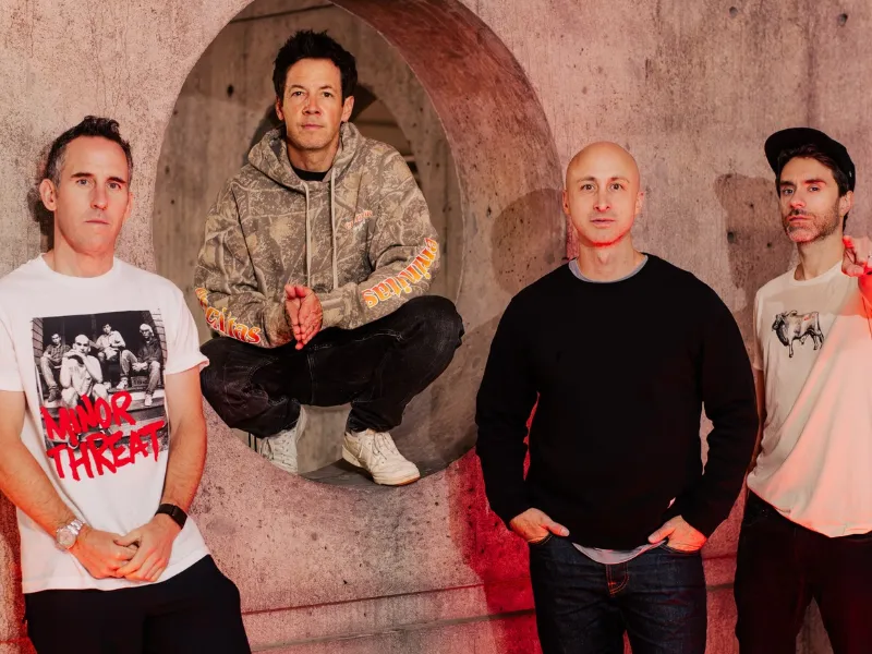 Simple Plan anuncia shows no Brasil em maio de 2027; veja datas e preços