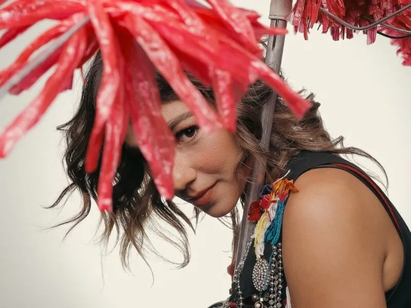 Flaira Ferro percorre seis cidades do Nordeste com o show “Afeto Radical”