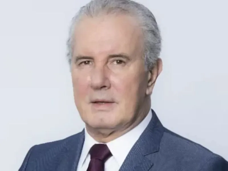 Celso Freitas anuncia aposentadoria na TV após 56 anos de jornalismo