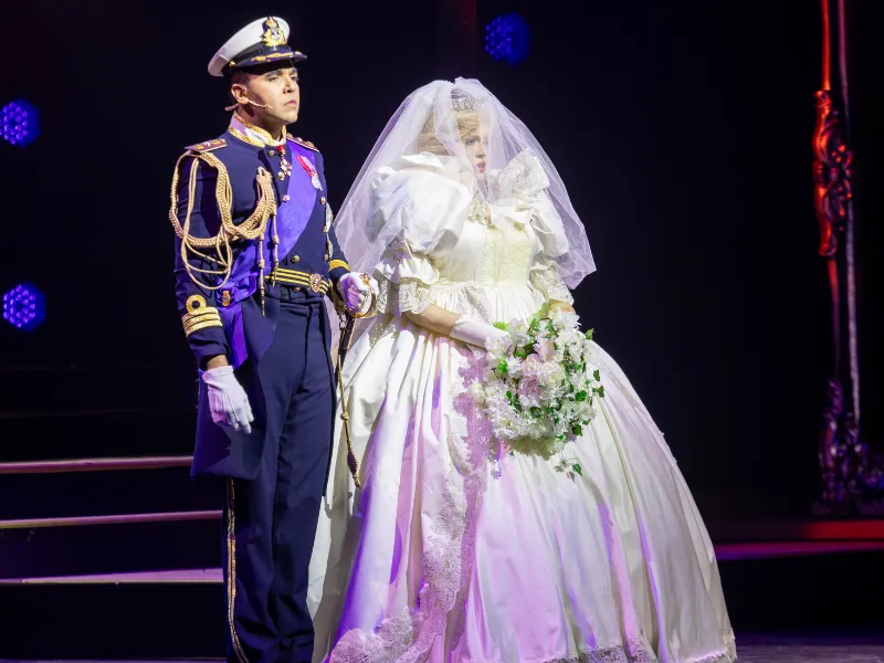 “Diana A Princesa do Povo”: musical percorre trajetória de ‘Lady Di’ em apresentação em Olinda