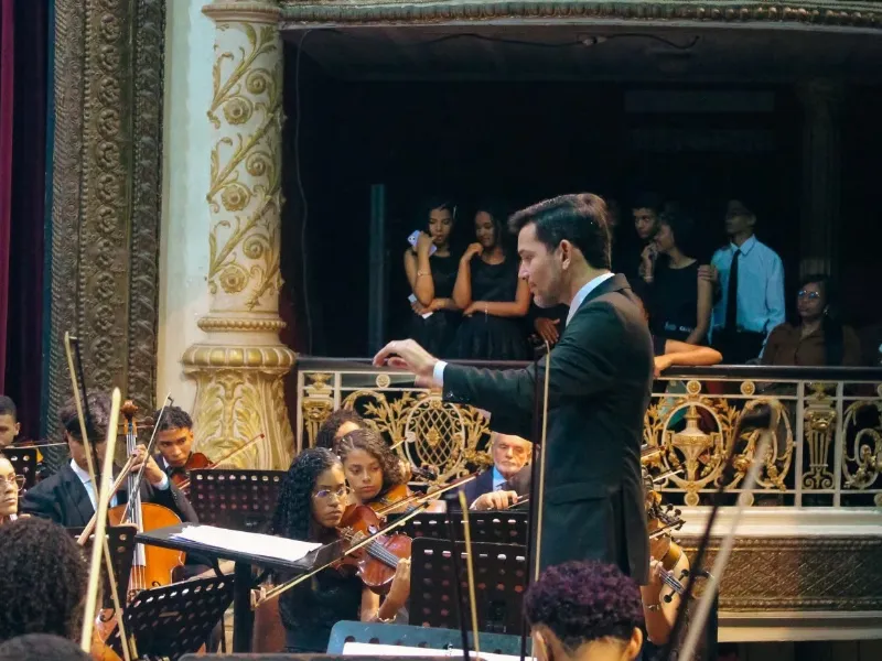 Orquestra Criança Cidadã realiza concerto gratuito no Compaz Ariano Suassuna