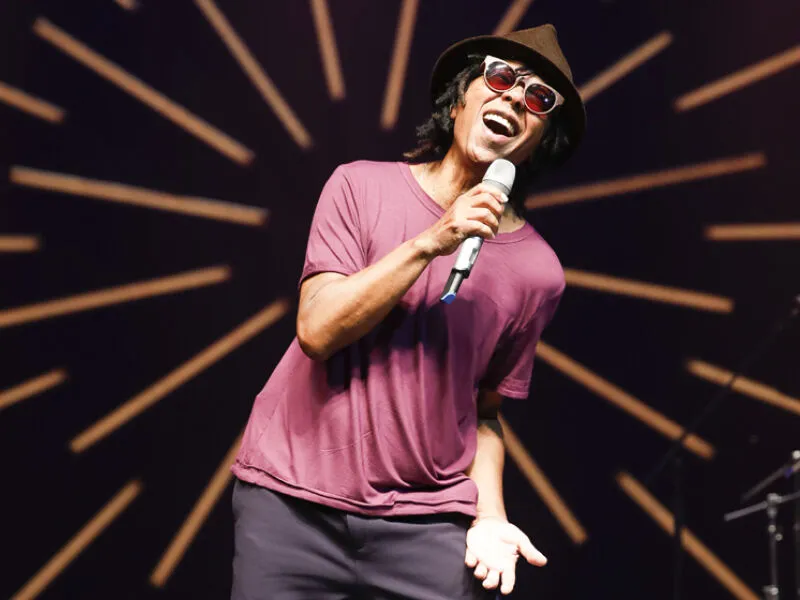 Djavan leva show alusivo aos 50 anos de carreira ao Classic Hall, em outubro