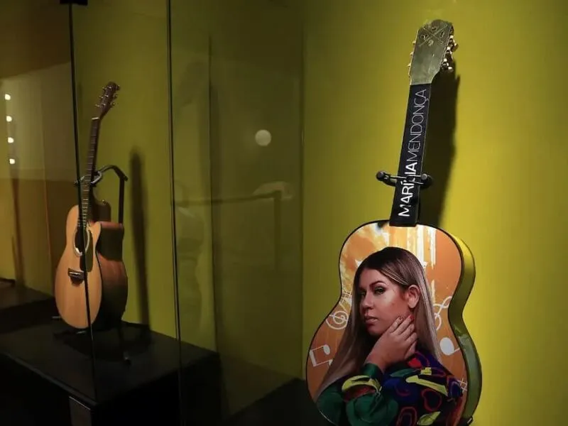 Cantora Marília Mendonça ganha exposição sensorial no Museu da Imagem e do Som