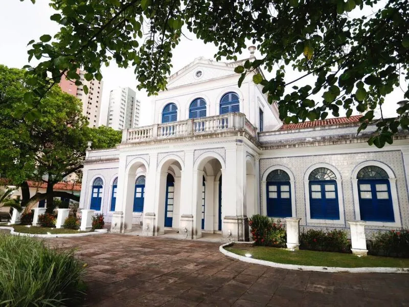 Academia Pernambucana de Letras abre inscrições para Prêmio Literário