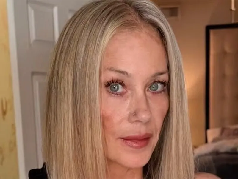 Christina Applegate revela diagnóstico errado de esclerose múltipla: “Voltei à estaca zero”